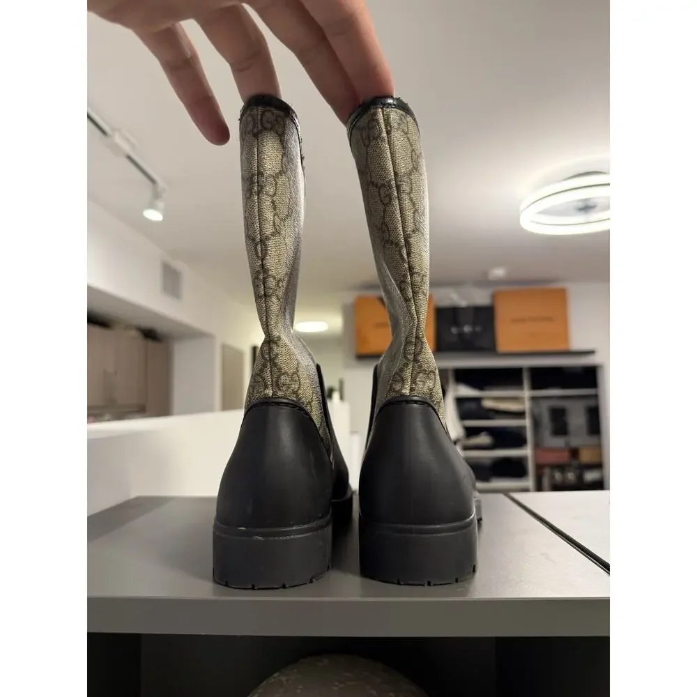 Gucci GG Supreme Monogram Rubber Rain Boots Black Beige Size 32 Italy